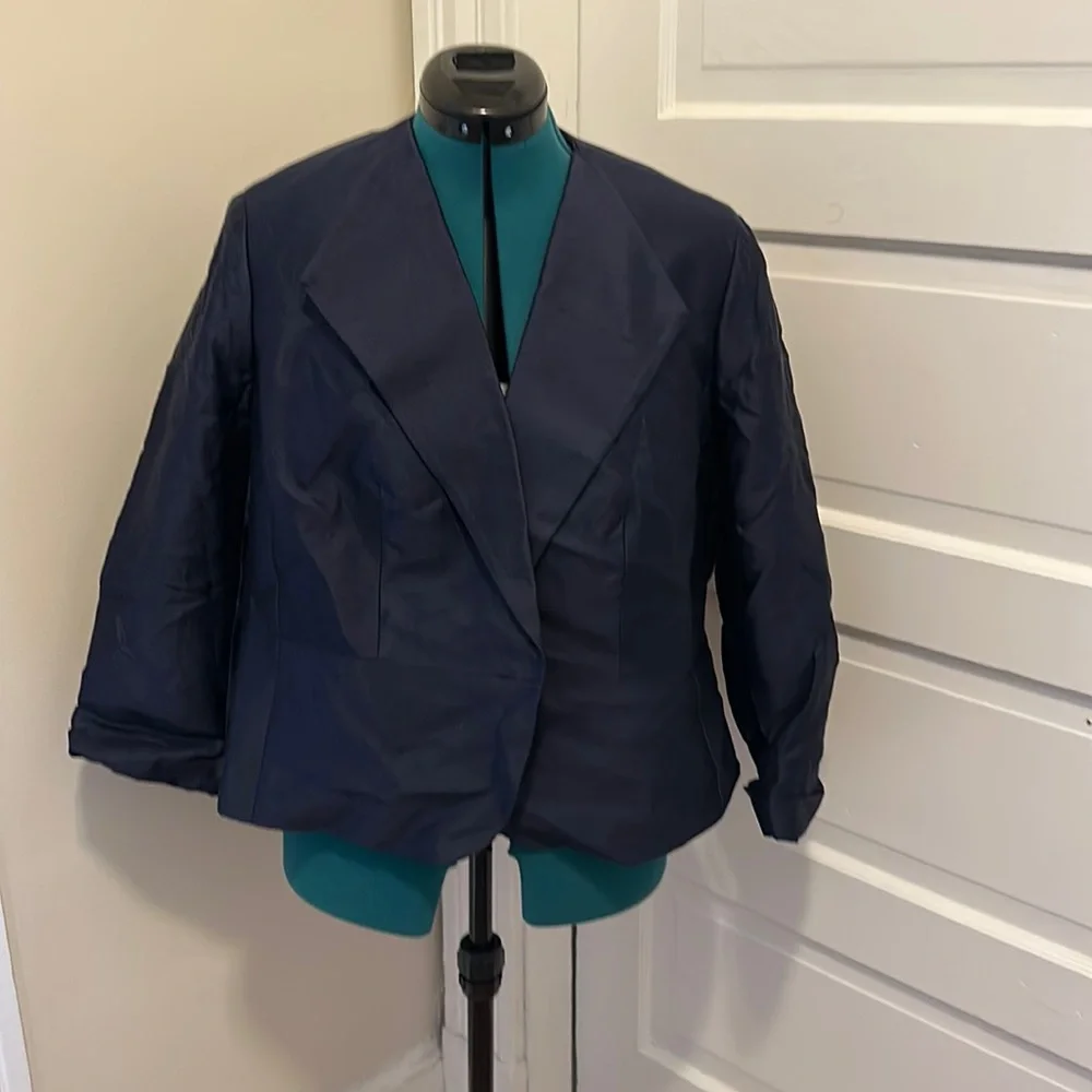 Talbots navy silk jacket 16 WP. - Picture 1 of 5